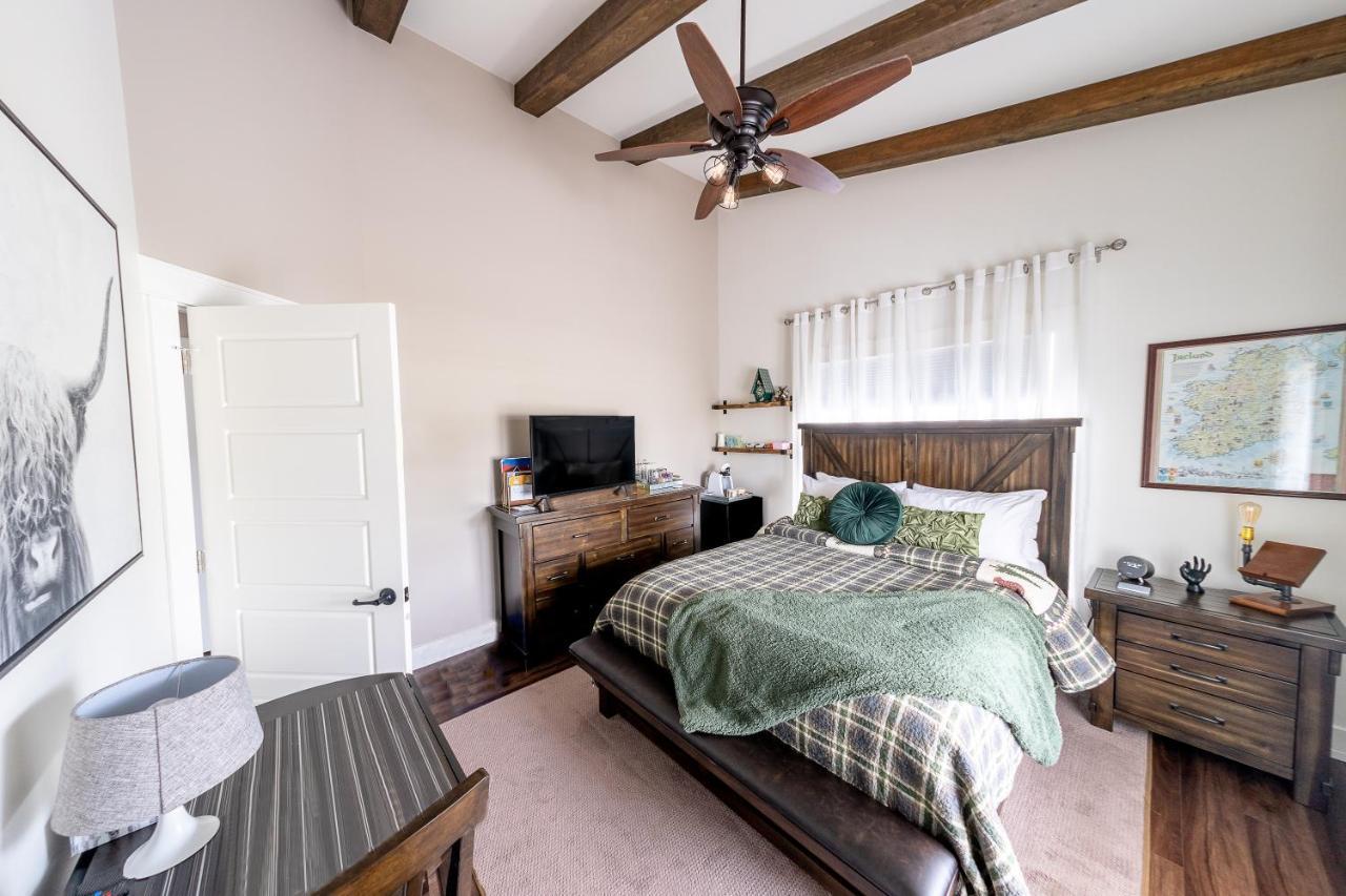 Bed & Breakfast Back Membertou